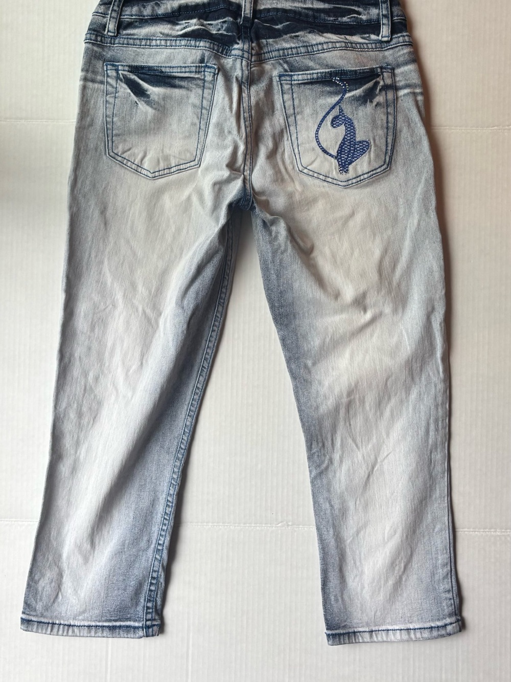 Baby phat Y2K mcbling faded light acid wash cropped capri jeans rhinestone logo